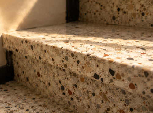 Marche d'escalier en terrazzo